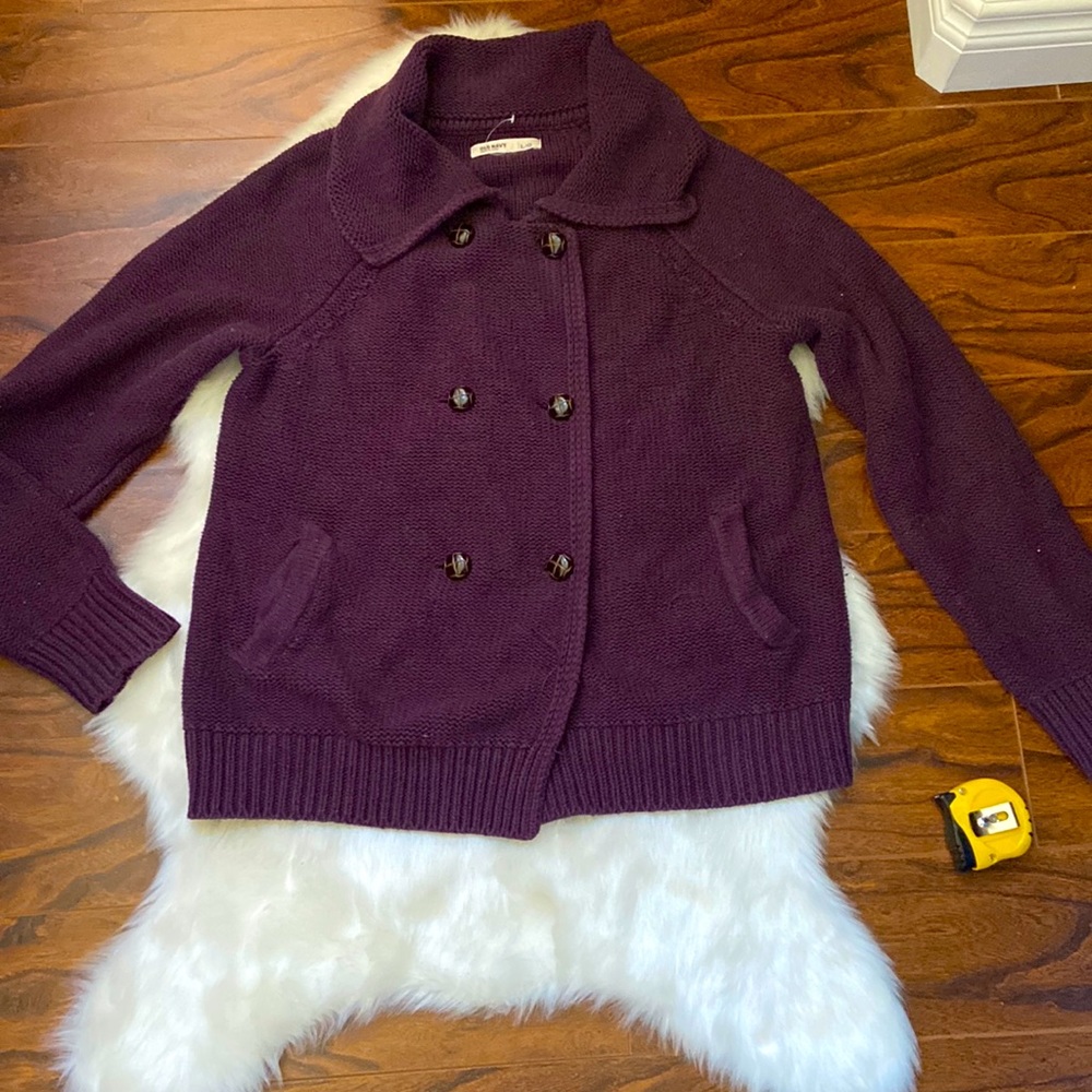 Old Navy button down cardigan in size L